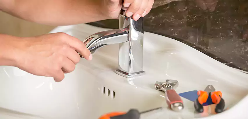 Bathtub Faucet Replacement in Boynton Beach