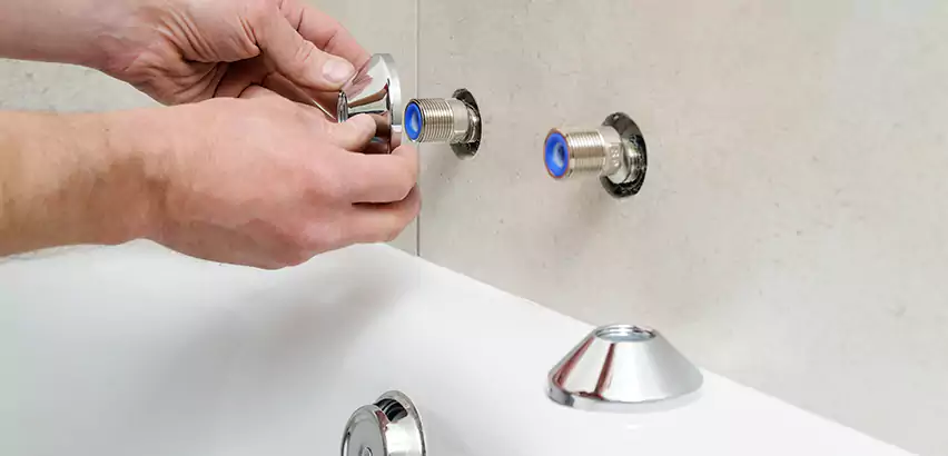 Bathtub Faucet Diverter Replacement in Boynton Beach